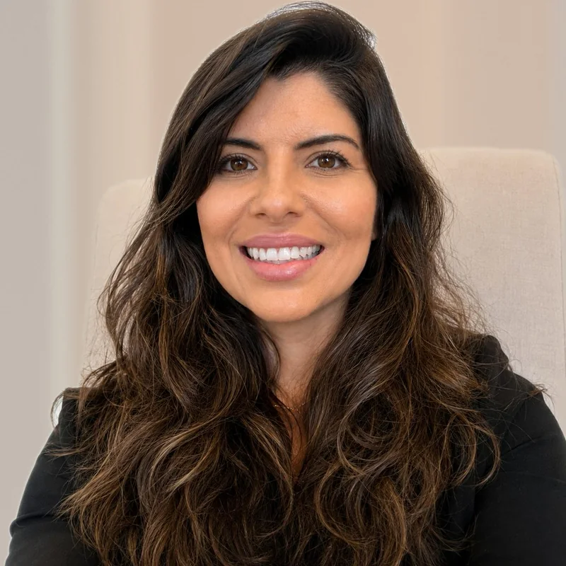 Alessandra Ferreira — Psicóloga e Psicanalista Clínica em Florianópolis (CRP 12/14226)